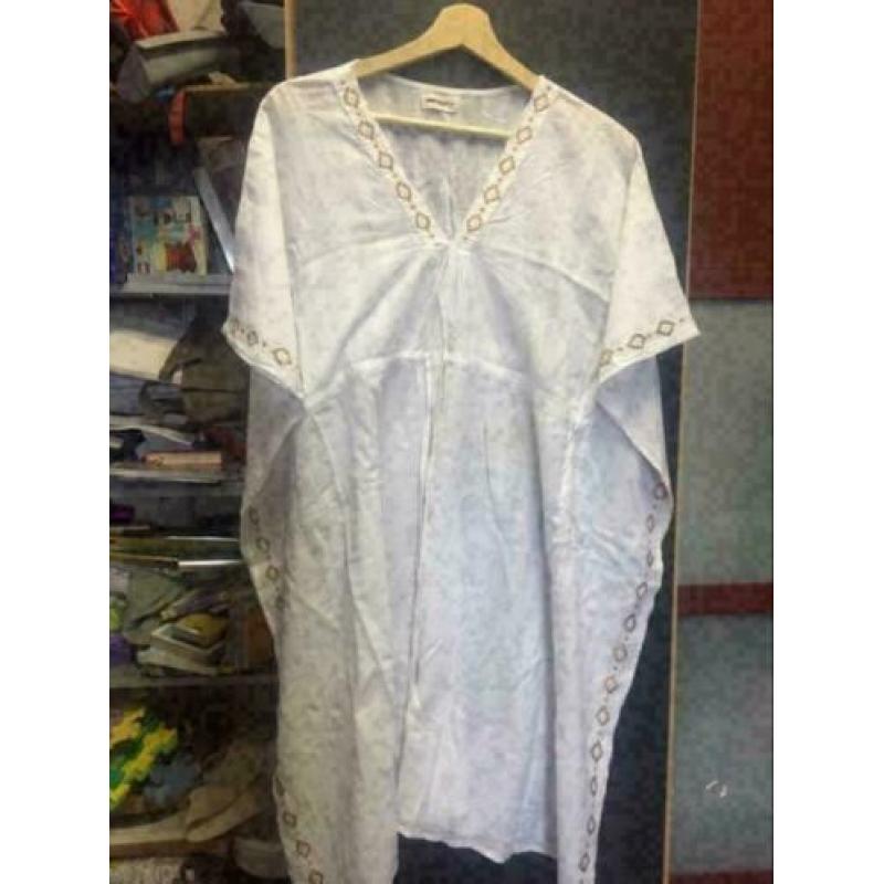 Wit zomer kaftan. , maat:l/xl
