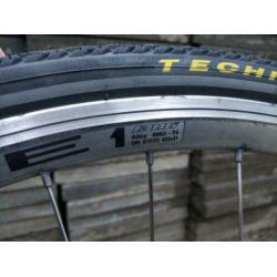 Vuelta Airline 1 fietswiel 28 inch