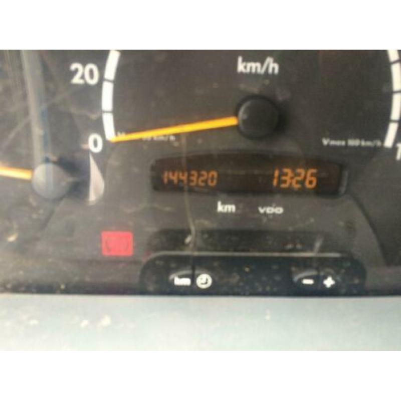 Mercedes-Benz Sprinter 208cdi l2h2 l2h2 (bj 2000)