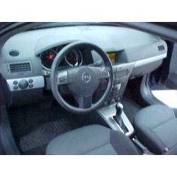 Opel Astra 5DRS AIRCO/CRUISE/AUTOMAAT BJ2005