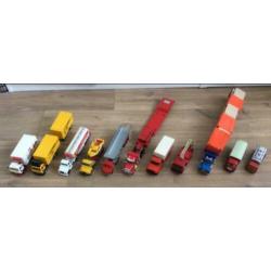 Diverse modelauto’s / vrachtwagens