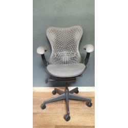 Herman Miller Mirra design bureaustoel
