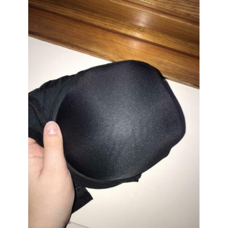 BH Hunkemöller, maat 75E