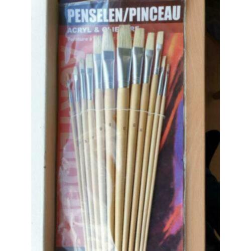 Nieuwe penselen voor acrylverf en olieverf