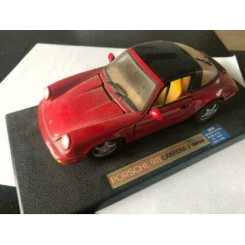 Porsche 911 1/18