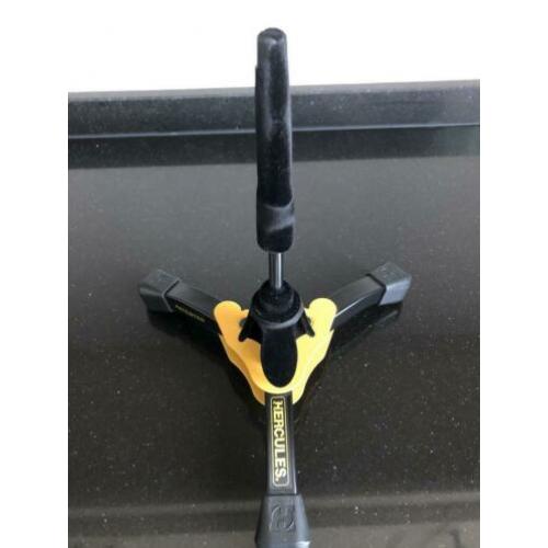 Hercules DS640BB stand dwarsfluit/klarinet/piccolo trompet