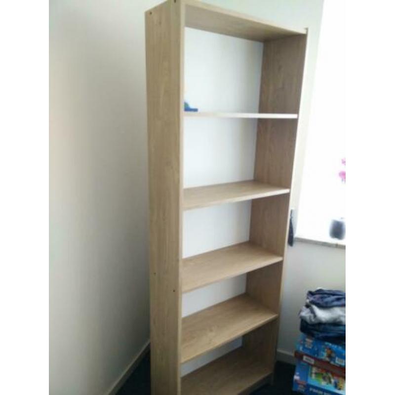 Houten boekenkast