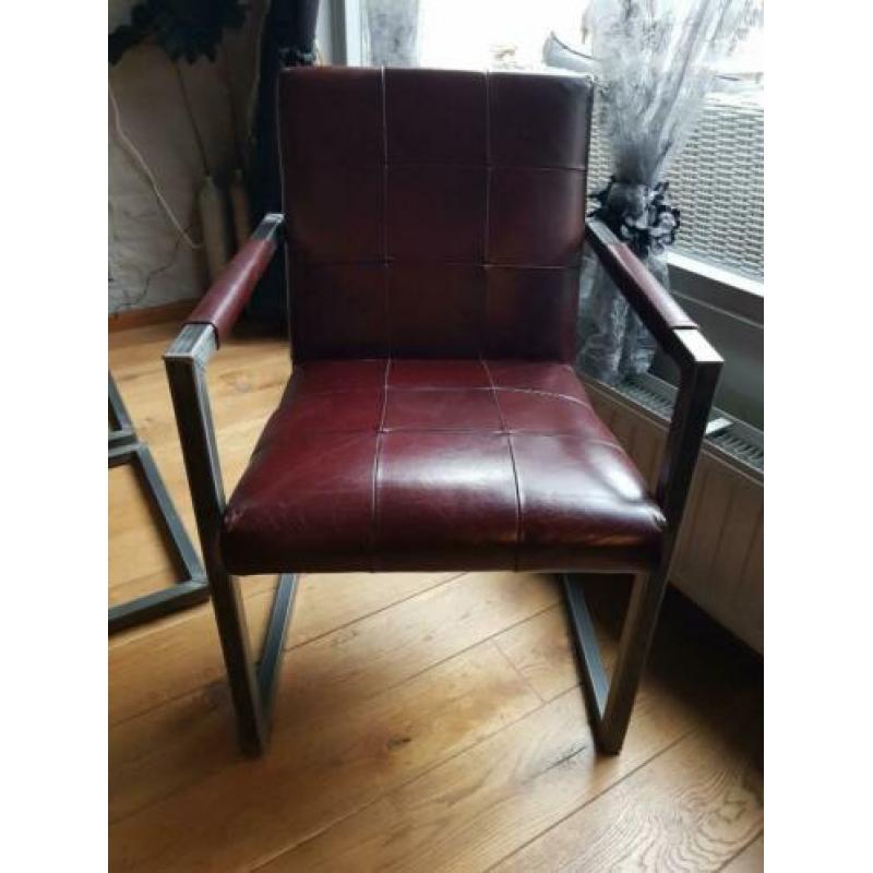 Te koop 6 echt lederen eetkamer stoelen met armleuning