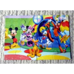 Mickey, Minnie en vrienden 2x12 st. met posters - compleet