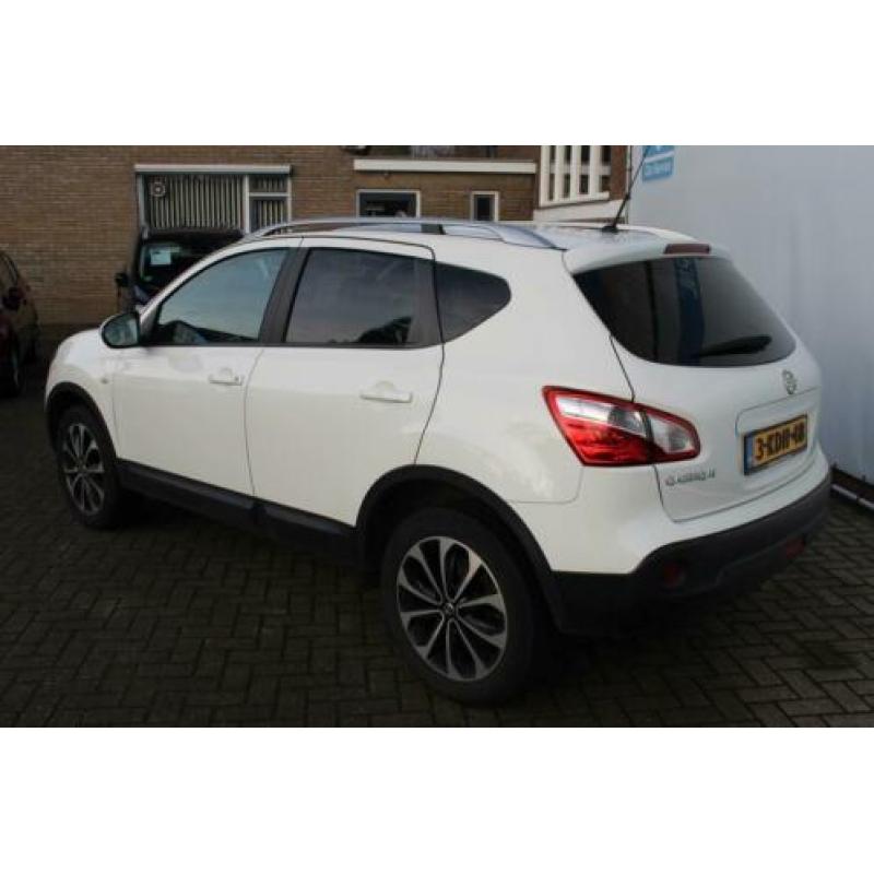 Nissan QASHQAI 1.6 Connect Edition Panoramadak,navigatie.