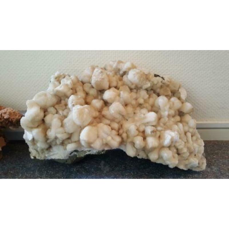 GROTE STILBIET Mineraal Mineralen Fossielen