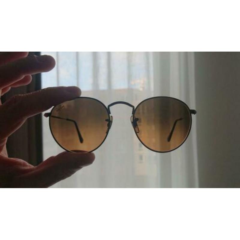 Ray-Ban RB3447 Round Metal zonnebril