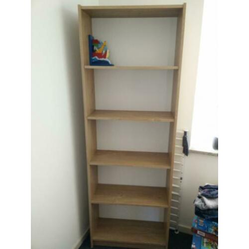 Houten boekenkast