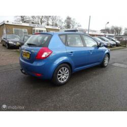 Kia cee'd Sporty Wagon 1.4 CVVT X-tra