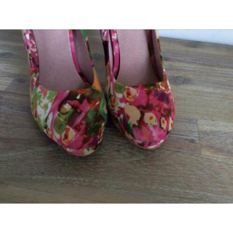Sacha gebloemde pumps maat 39