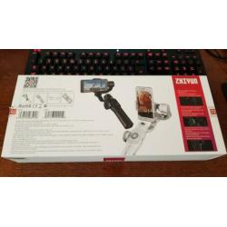 Zhiyun Smooth 4 Gimbal + Tas (twv €30,=)
