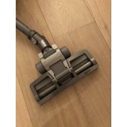 Dyson stofzuiger dc 52 3 jaar oud