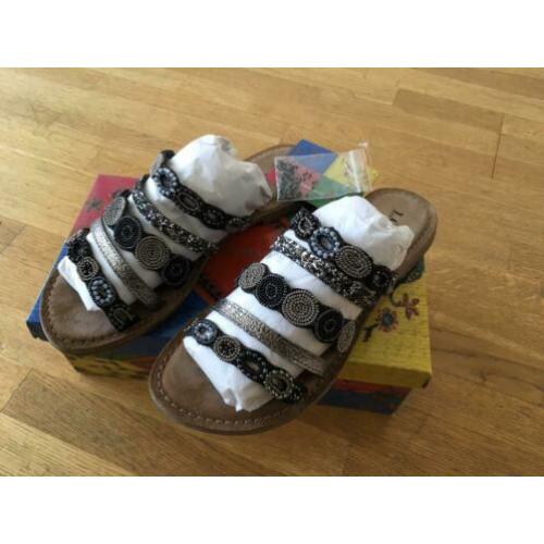 Lazamani slippers, maat 39