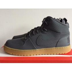 Nike court borough mid maat 45 jordan dunk force max 1 off