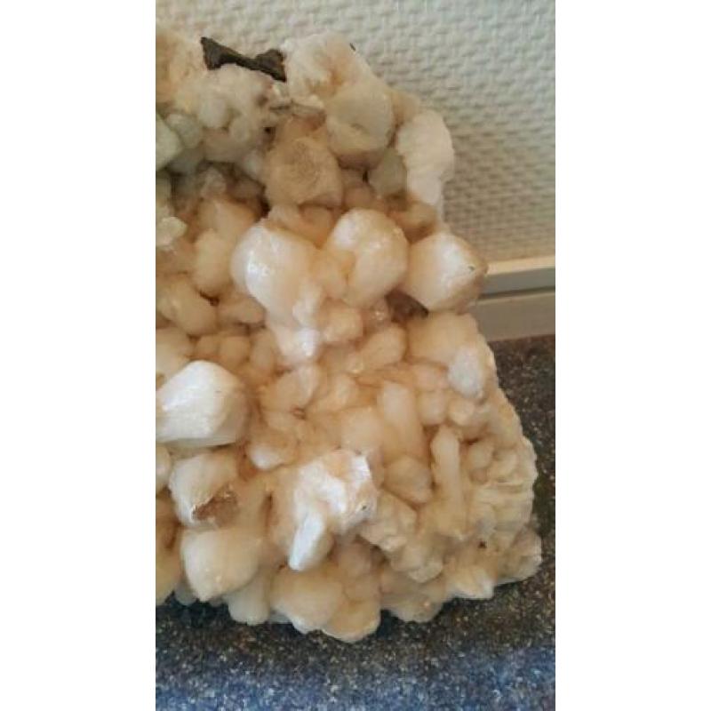 GROTE STILBIET Mineraal Mineralen Fossielen