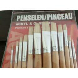 Nieuwe penselen voor acrylverf en olieverf
