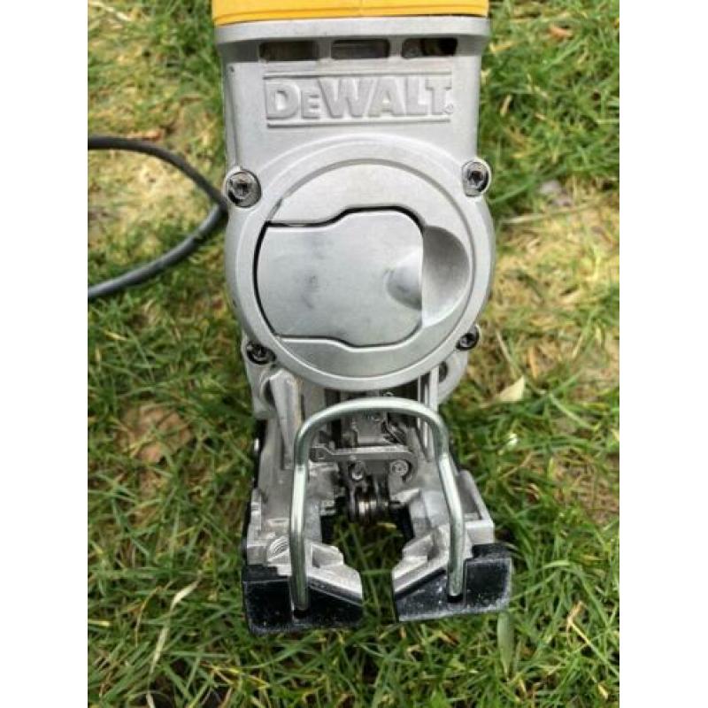 De walt decoupeerzaag DW331K dewalt