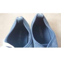 Divided (H&M) sneakers, mt 40 - NIEUW