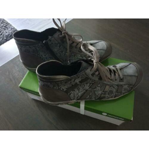 Sneakers Remonte maat 44