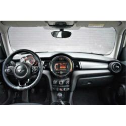 MINI 5 Deurs 1.5 COOPER BUSINESS / Navigatie / Airco / 16 in