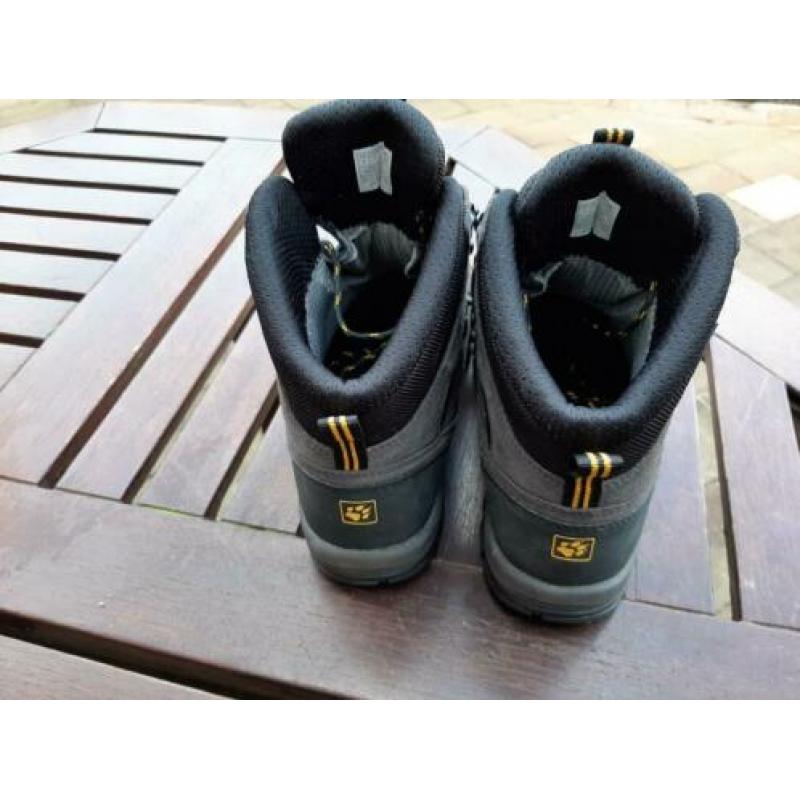 Jack wolfskin all terrain mt 42 80euro inclusief verzendkos