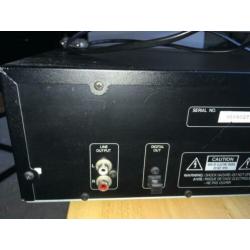 AKAI CD speler