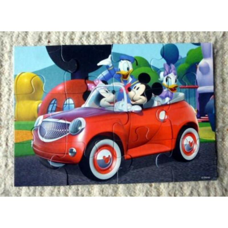 Mickey, Minnie en vrienden 2x12 st. met posters - compleet