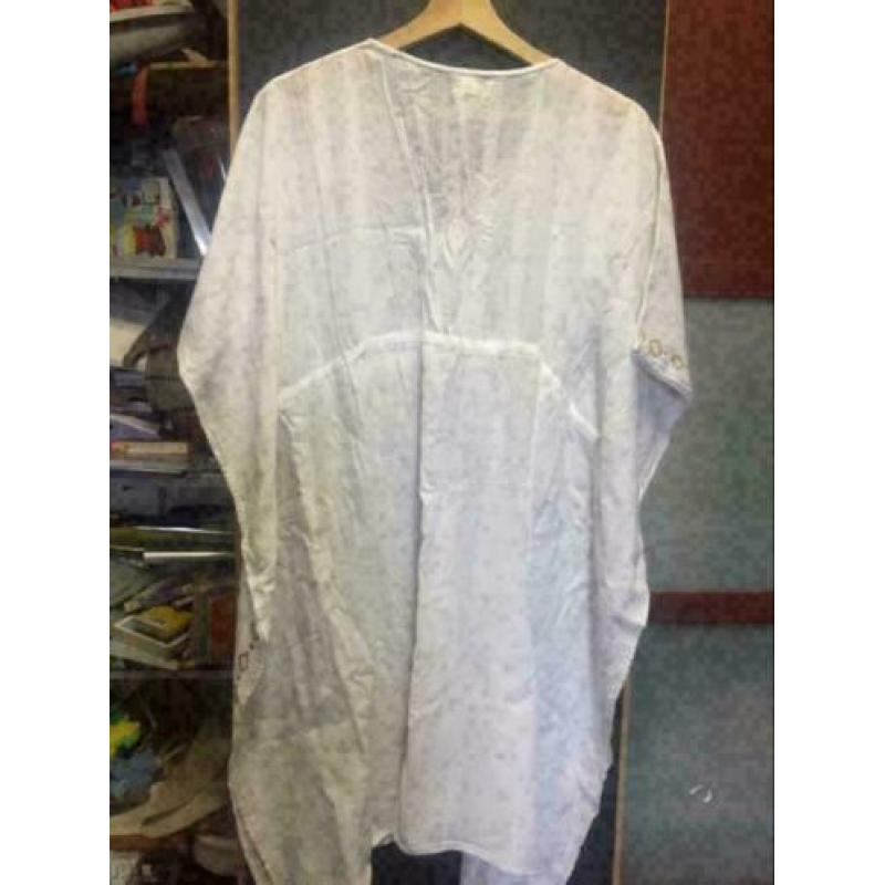 Wit zomer kaftan. , maat:l/xl