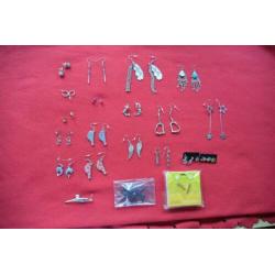 Verschillende oorbellen oorhangers oorknopjes 0,50 euro p.s.