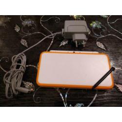 New Nintendo 2DS XL met 14 spelletjes