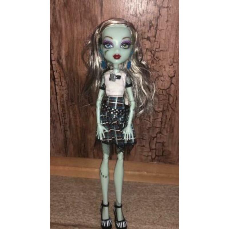 Monster High Poppen