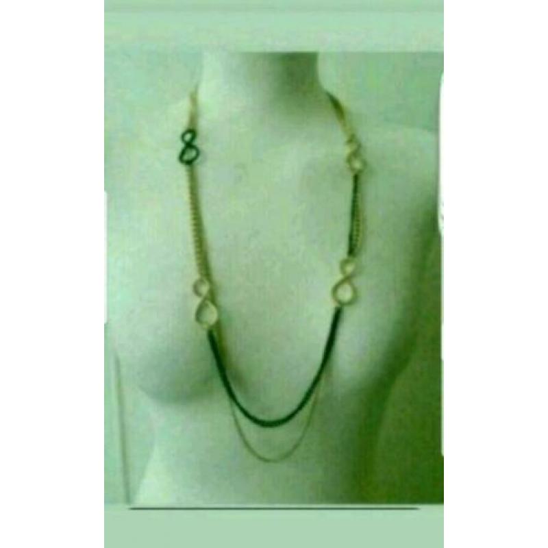 Nieuw lang ketting