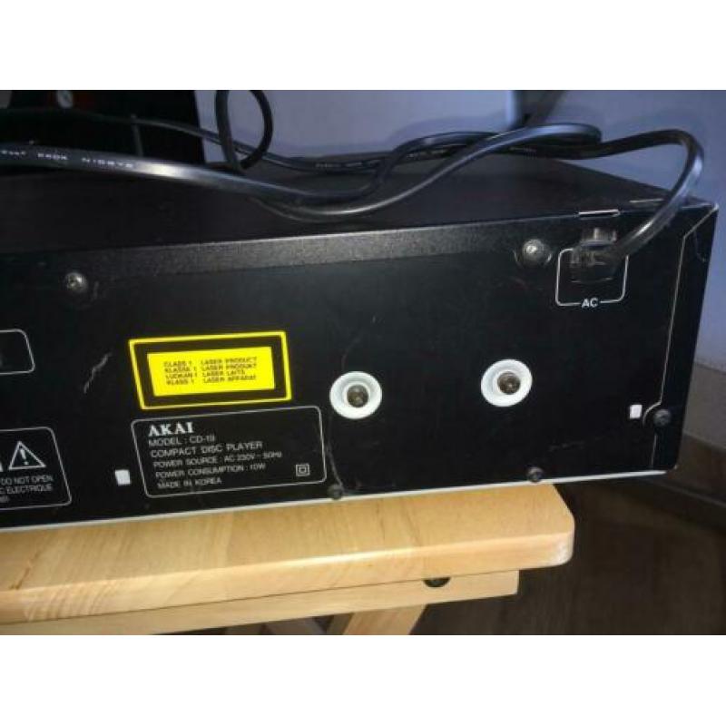 AKAI CD speler