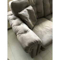 Chartwell bank in taupe kleur zie omschrijving