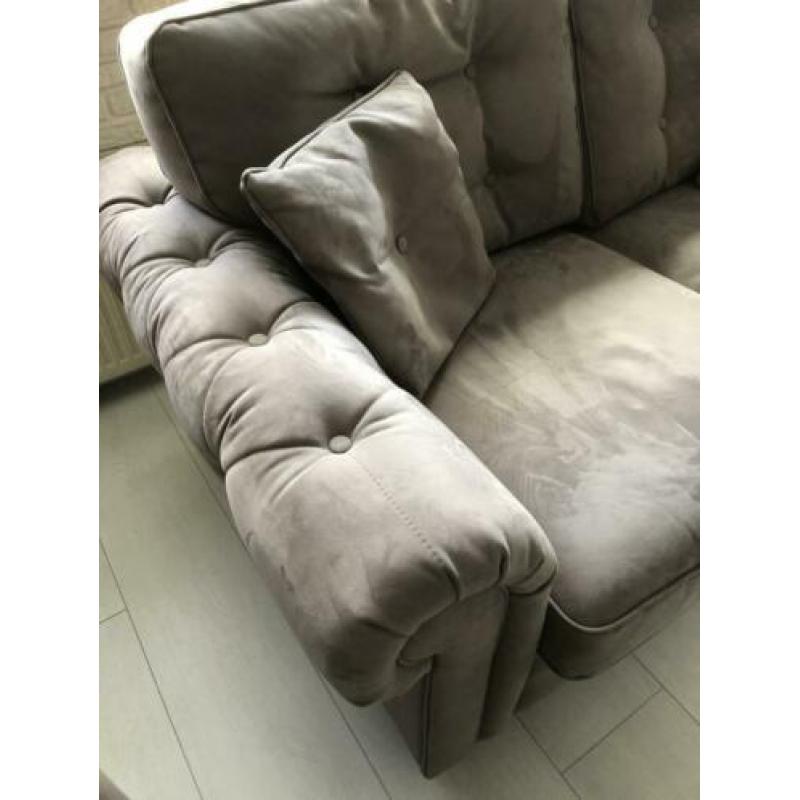 Chartwell bank in taupe kleur zie omschrijving