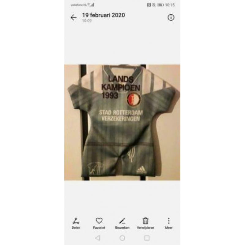 GEZOCHT: Feyenoord mini dress shirt (zie de 4 foto's)