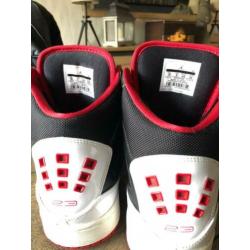 Air Jordan zo goed als nieuw! Maat 44