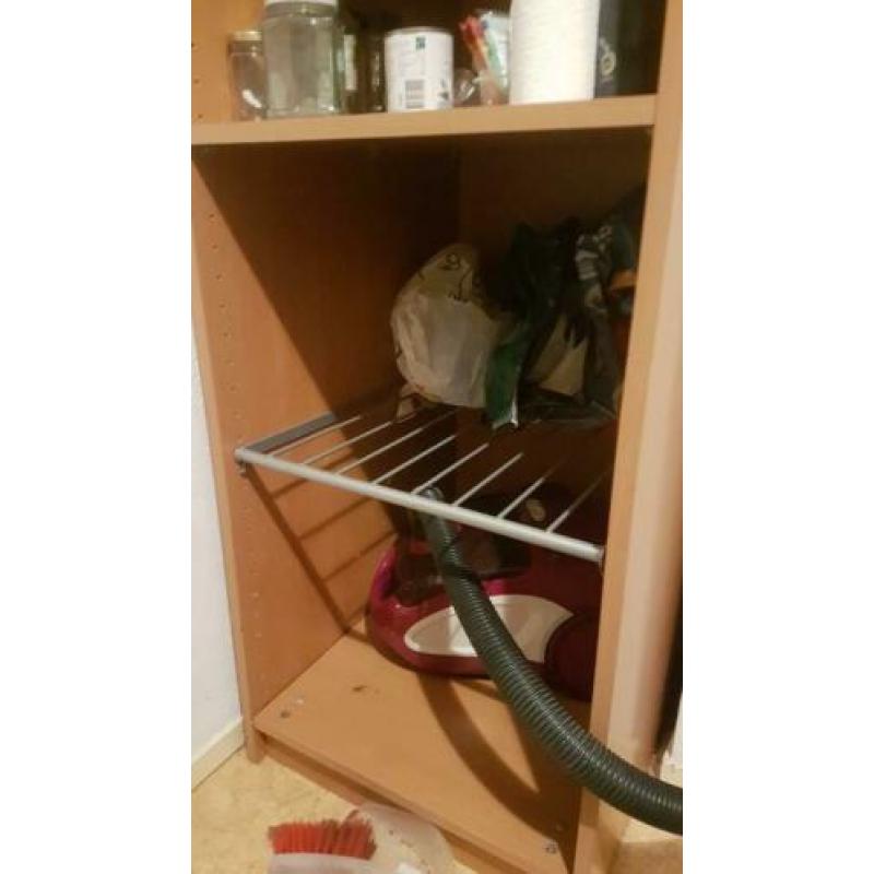Kast (voor in de keuken)