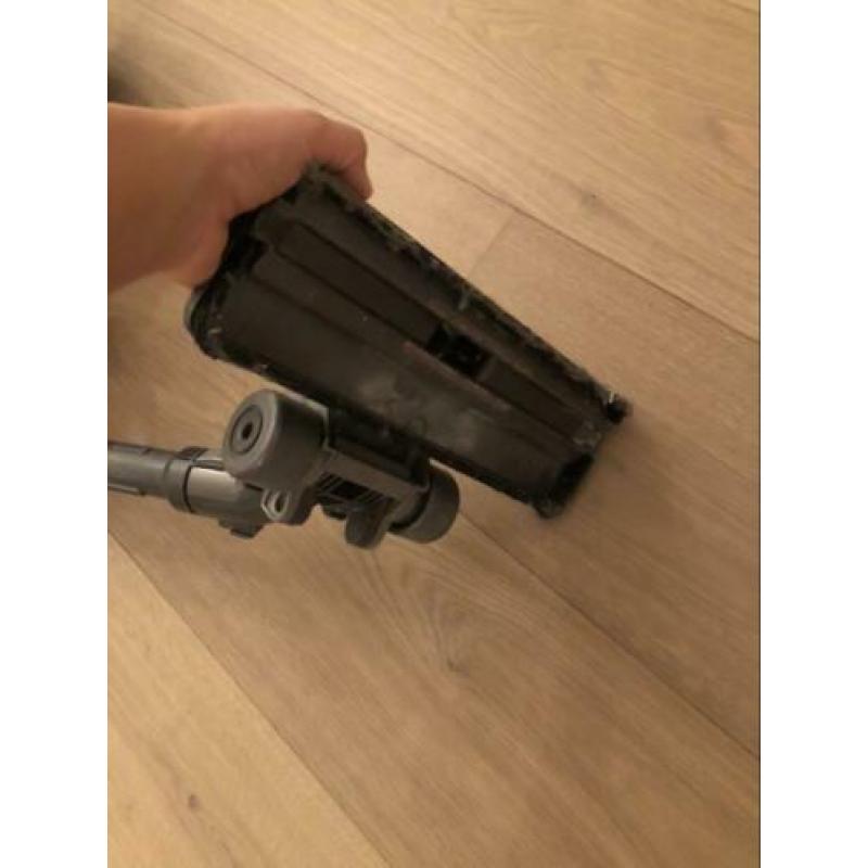 Dyson stofzuiger dc 52 3 jaar oud