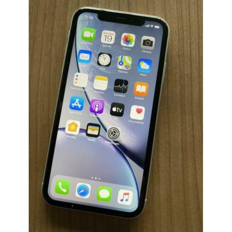iPhone XR