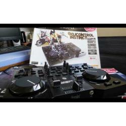Nieuw dj speaker set 2.060 met dj instinct controller.