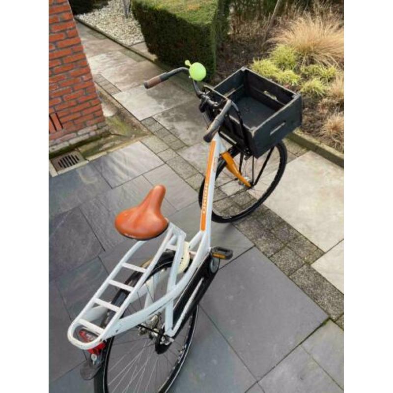 Dames stationsfiets Postcodeloterij
