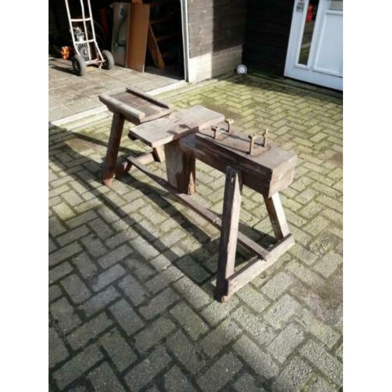 Zeer oud werkbank industrieel reclame decoratie design