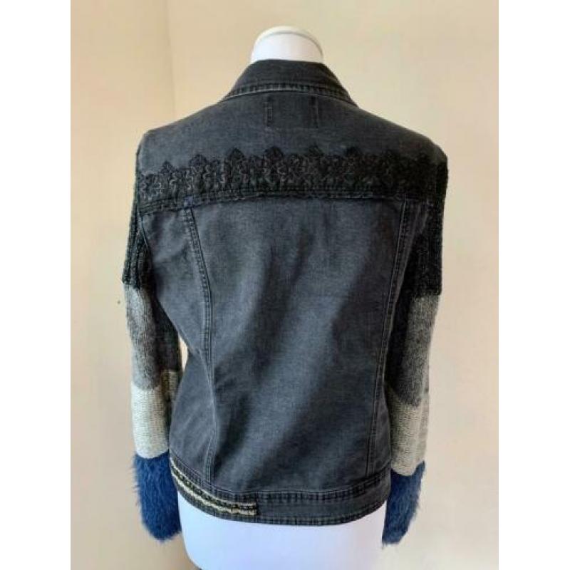 Desigual jasje, mt 38