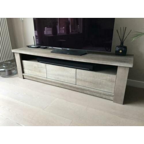 Eiken TV-meubel bruin/vintage 178x47x50 (LxDxH)